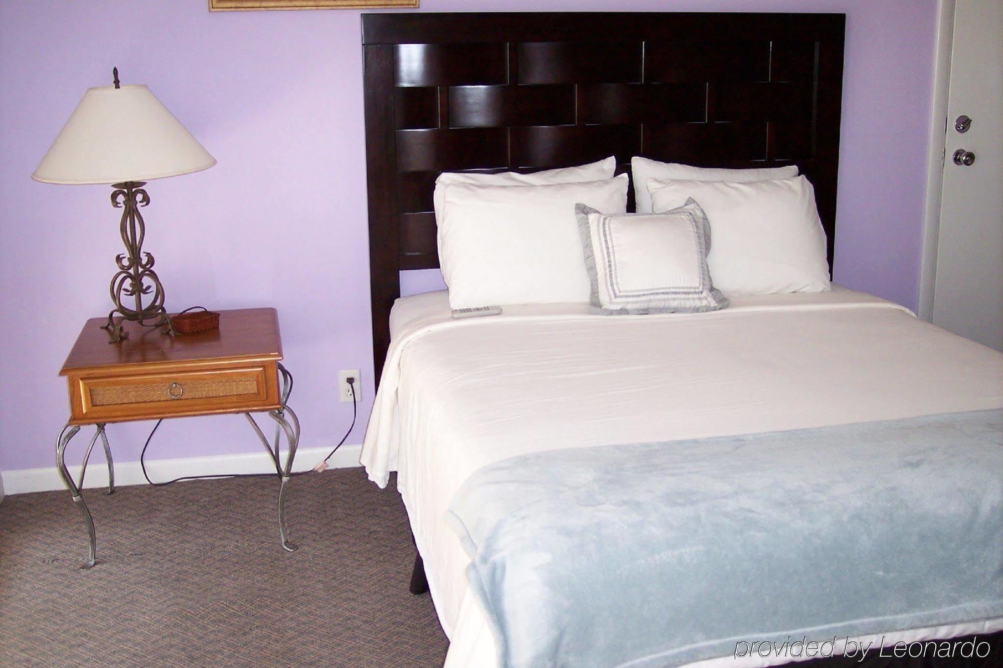 Cheston House - Clothing Optional All Male Guesthouse Форт Лодърдейл Екстериор снимка